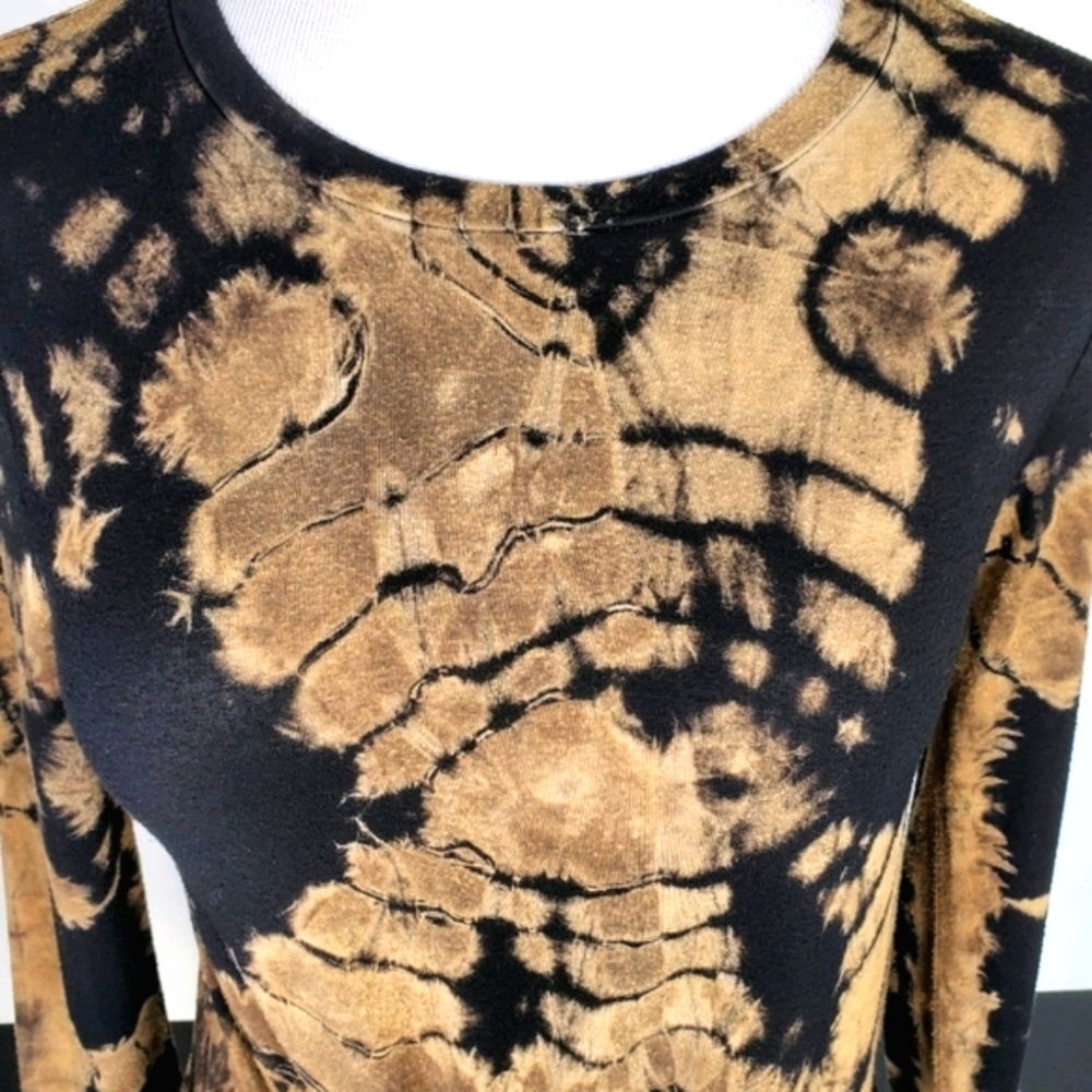 Custom Reverse Tiedye Long Sleeve Tee - Picture 9 of 12